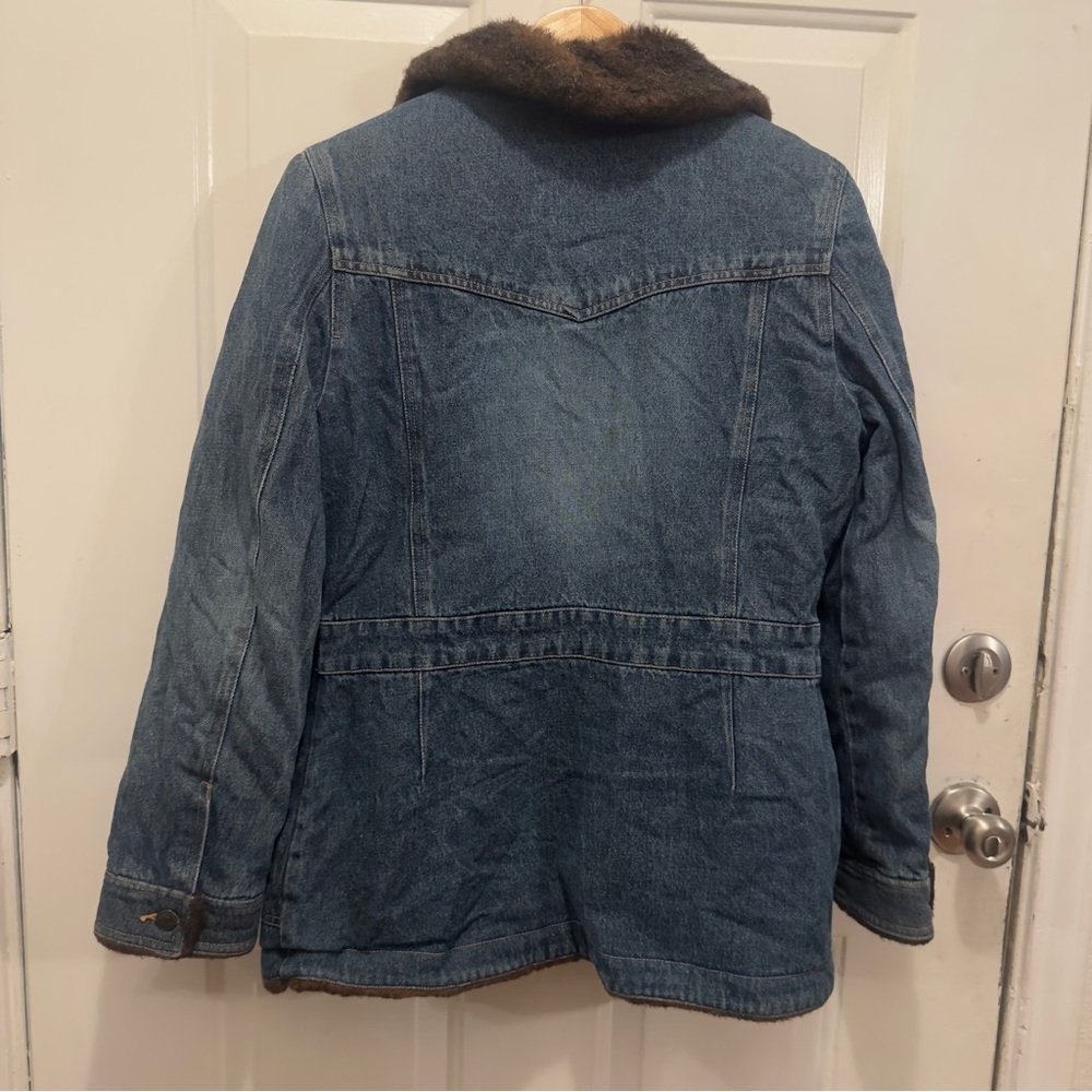 Vintage Marvin Richards Blue Denim Sherpa Lined Jacket with Brown Faux Fur - Picture 6 of 6